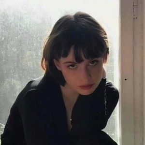 Meet your Posher, Brenda